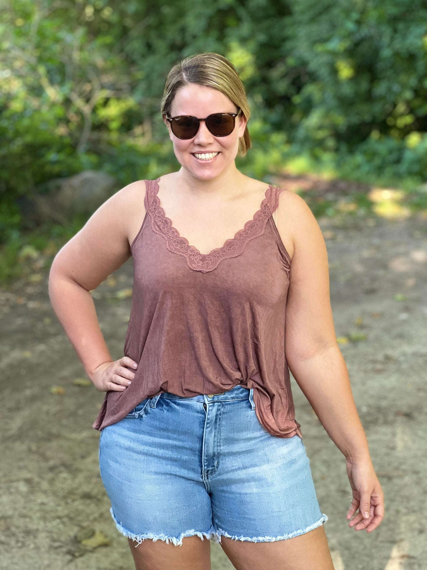 Cinnamon lace trimmed tank