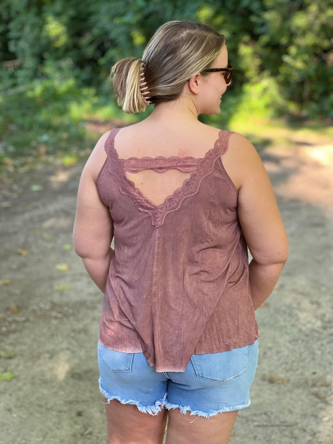 Cinnamon lace trimmed tank