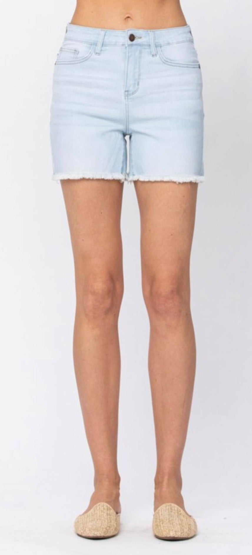 Judy blue bleach light shorts